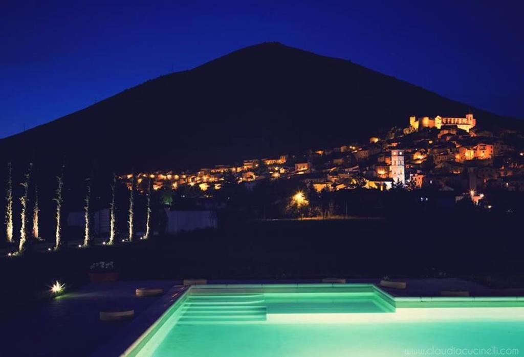 Agriturismo Villa Palentina Scurcola Marsicana Bagian luar foto