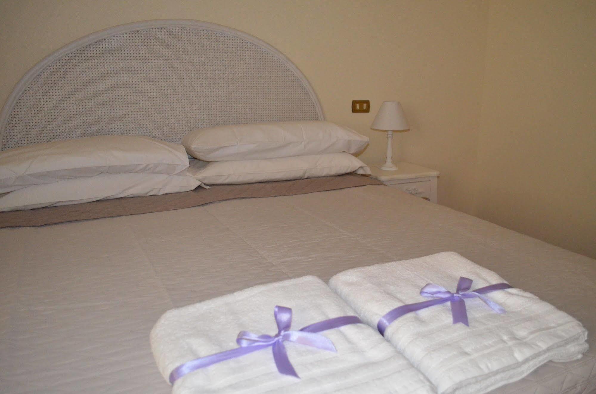 Agriturismo Villa Palentina Scurcola Marsicana Bagian luar foto